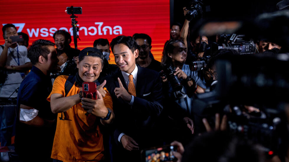 Après les législatives en Thaïlande, une coalition de gouvernement pro-démocratie se dessine Après les législatives en Thaïlande, une coalition de gouvernement pro-démocratie se dessine