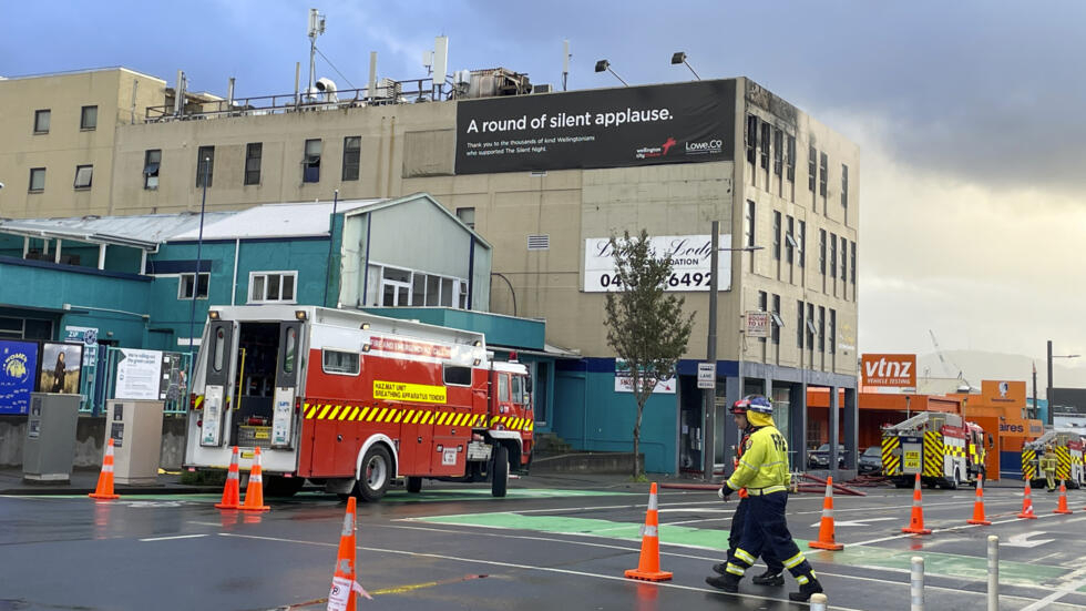 Nouvelle-Zélande : l'incendie d'un hôtel à Wellington fait plusieurs morts Nouvelle-Zélande : l'incendie d'un hôtel à Wellington fait plusieurs morts