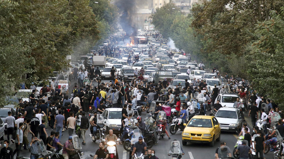 L'Iran a exécuté par pendaison trois hommes, condamnés en lien avec les protestations L'Iran a exécuté par pendaison trois hommes, condamnés en lien avec les protestations