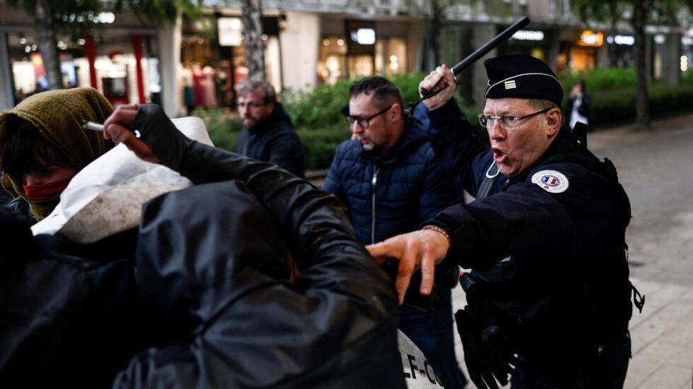 Mobilisation contre la réforme des retraites : l'État condamné pour le fichage de gardés à vue Mobilisation contre la réforme des retraites : l'État condamné pour le fichage de gardés à vue