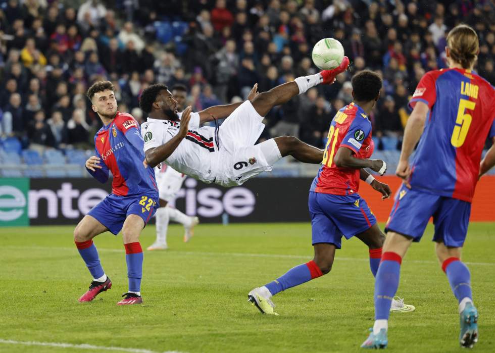 Prix Marc-Vivien Foé 2023 : Fofana, Mbemba, Moffi… les trois finalistes dévoilés Prix Marc-Vivien Foé 2023 : Fofana, Mbemba, Moffi… les trois finalistes dévoilés
