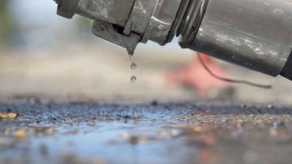 Sécheresse en France : l'eau au compte-gouttes