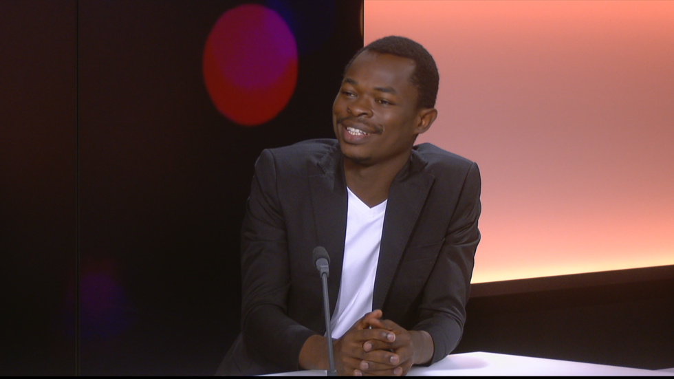 "Citoyen lambda" : l'humoriste camerounais Ulrich Takam à la conquête du public français