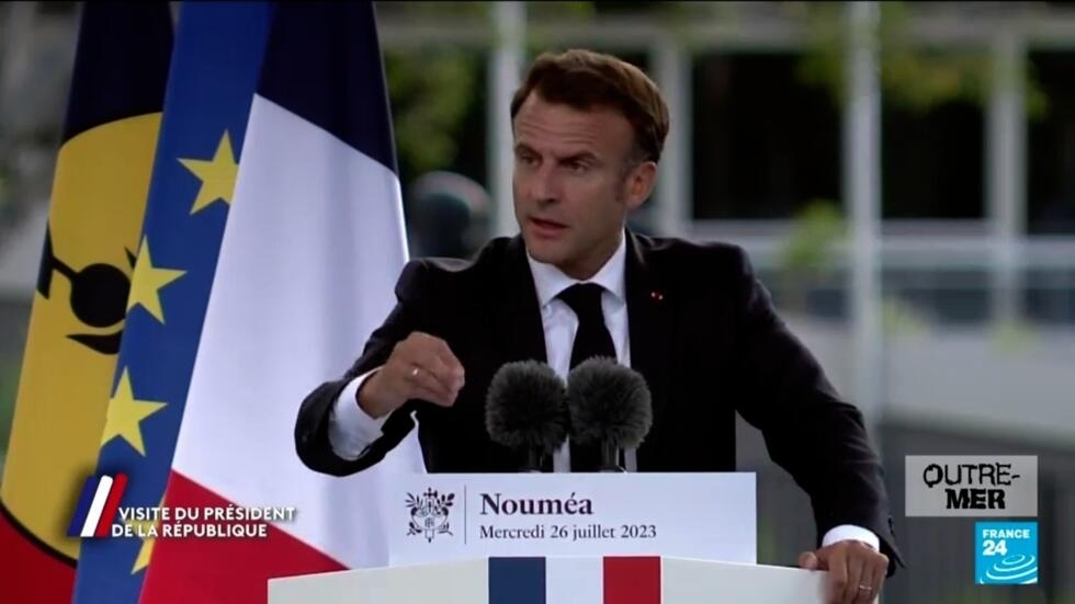 Emmanuel Macron en Nouvelle-Calédonie : une visite pour tenter de réduire les fractures politiques Emmanuel Macron en Nouvelle-Calédonie : une visite pour tenter de réduire les fractures politiques