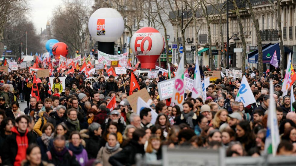 Malade, l’éducation française en proie au doute