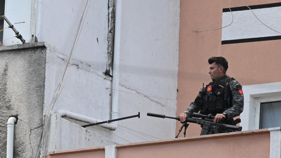 En Turquie, 33 personnes soupçonnées d'espionnage au profit d'Israël arrêtées En Turquie, 33 personnes soupçonnées d'espionnage au profit d'Israël arrêtées