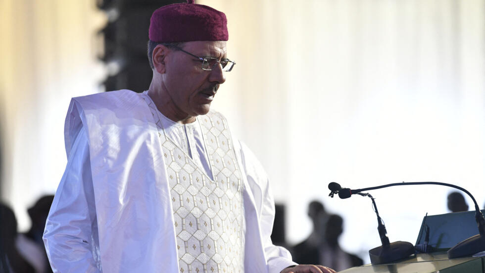 Au Niger, Salem Bazoum, le fils du président renversé Mohamed Bazoum, a été libéré