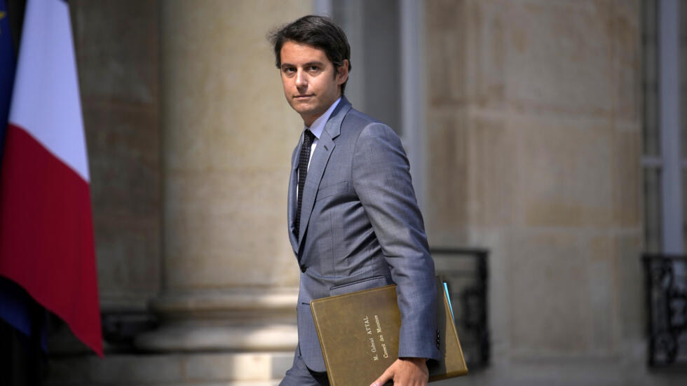 L'ascension fulgurante de Gabriel Attal, plus jeune Premier ministre de la Vᵉ République