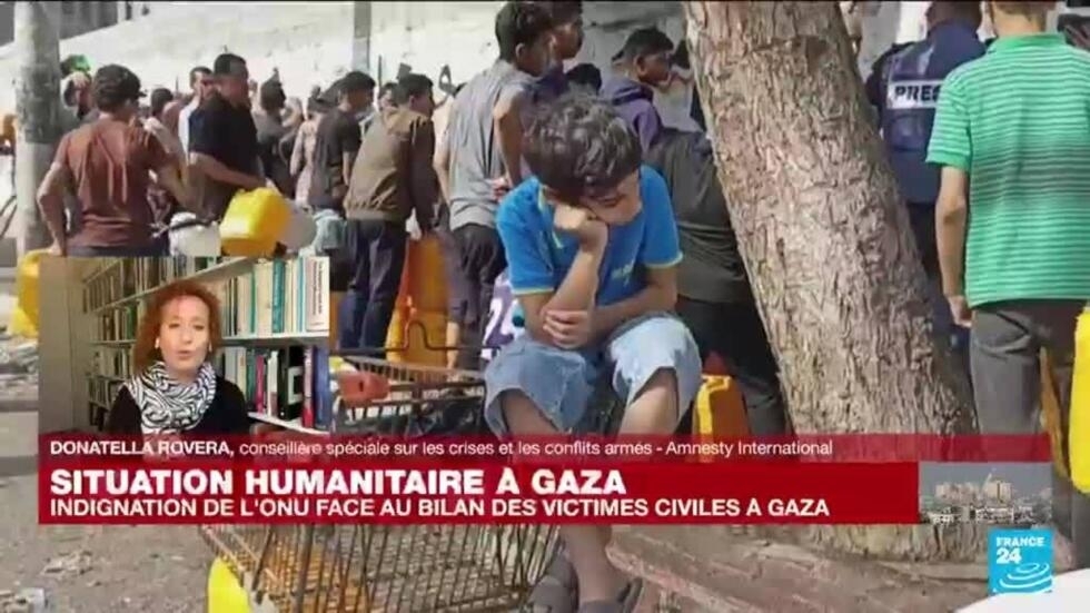 Des milliers de civils fuient Gaza, Israël accepte des "pauses" quotidiennes dans le Nord