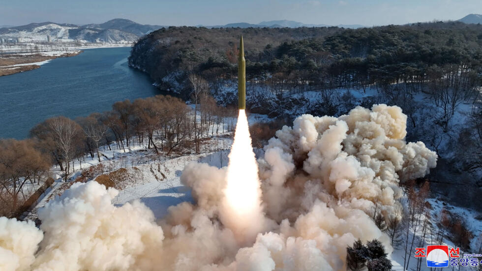 Pyongyang a tiré un missile balistique de portée intermédiaire, faisant craindre un durcissement