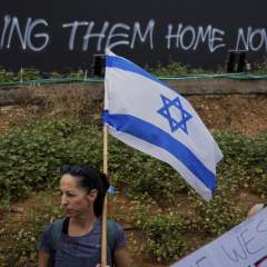 Les familles des otages réclament à Israël un accord "ce soir" pour leur libération Les familles des otages réclament à Israël un accord "ce soir" pour leur libération