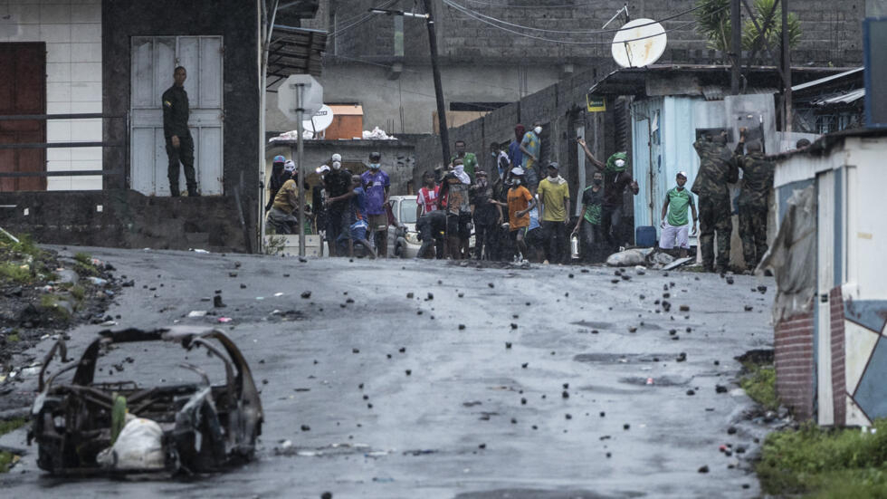 Présidentielle aux Comores : un mort et six blessés dans des heurts avec les forces de l'ordre