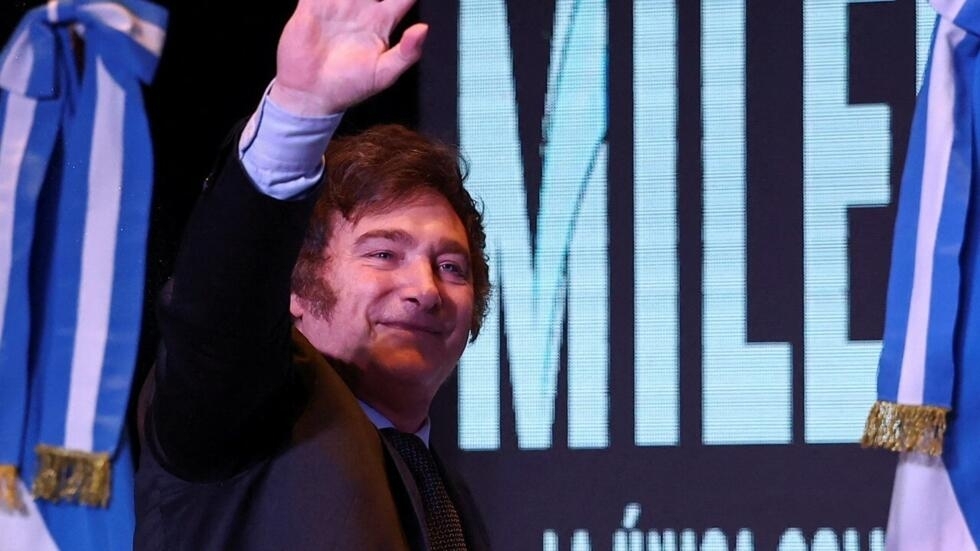 Le candidat antisystème Javier Milei remporte la présidentielle en Argentine Le candidat antisystème Javier Milei remporte la présidentielle en Argentine