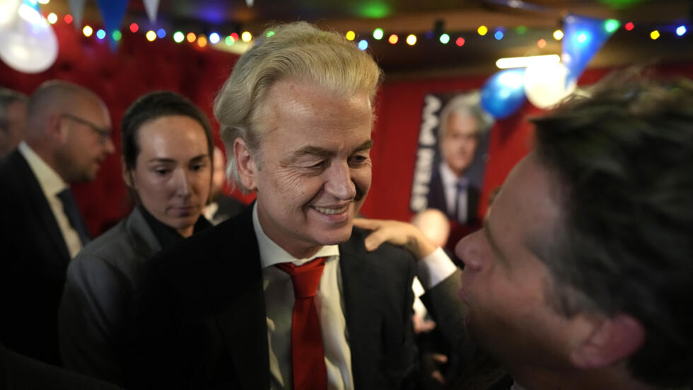 Aux Pays-Bas, l'extrême droite de Geert Wilders face au défi de réunir une coalition