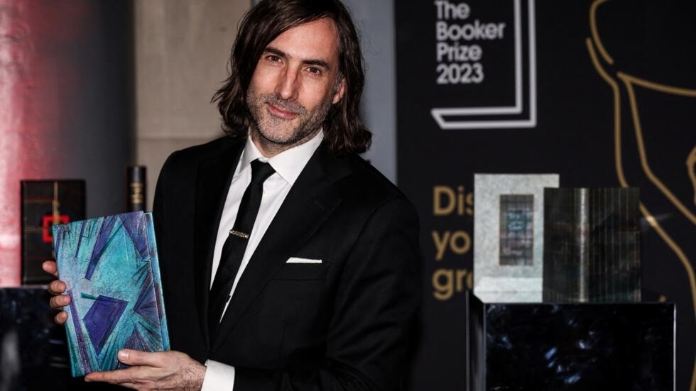 L'écrivain irlandais Paul Lynch remporte le Booker Prize britannique 2023