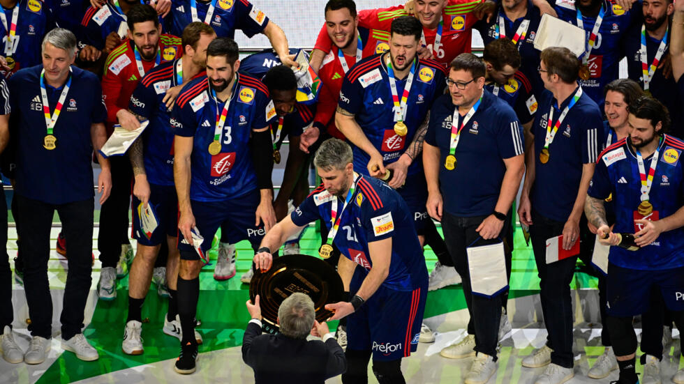 Handball : la France sacrée championne d'Europe pour la quatrième fois en battant le Danemark