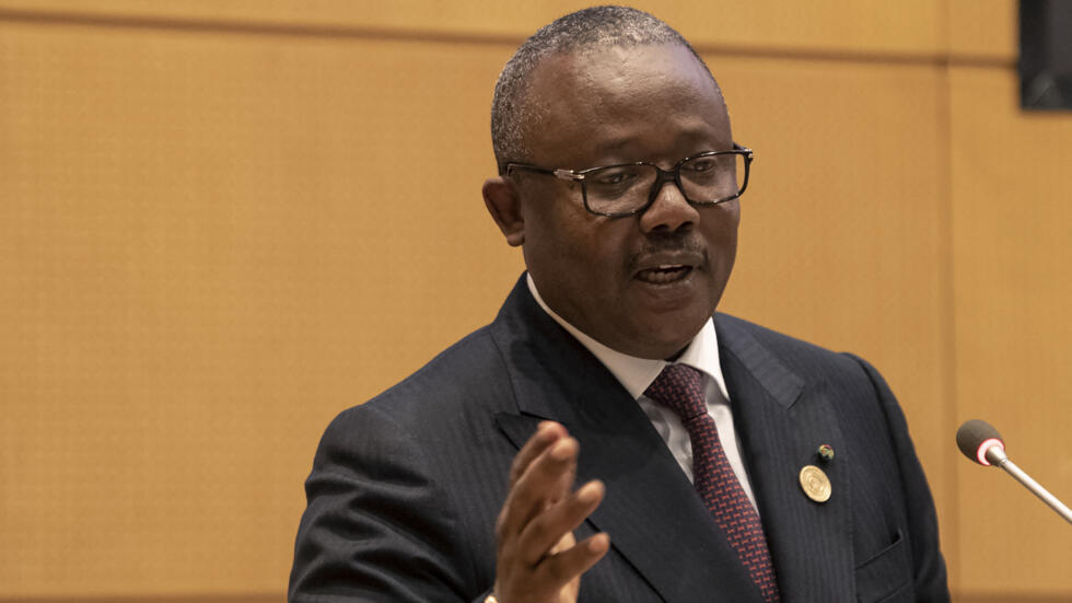En Guinée-Bissau, le président Embalo dissout le Parlement après la "tentative de coup d'État" En Guinée-Bissau, le président Embalo dissout le Parlement après la "tentative de coup d'État"