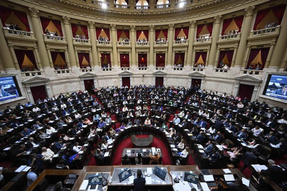 En Argentine, les réformes dérégulatrices de Javier Milei à l'épreuve du Parlement