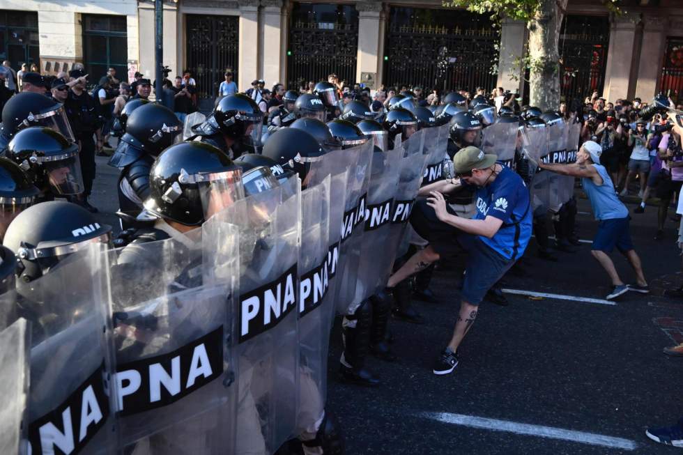 En Argentine, les réformes dérégulatrices de Javier Milei à l'épreuve du Parlement