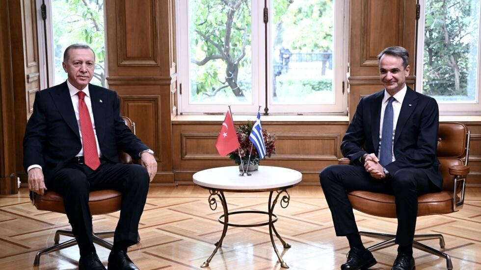 Opération réconciliation entre la Grèce et la Turquie à l'occasion d'une visite d'Erdogan