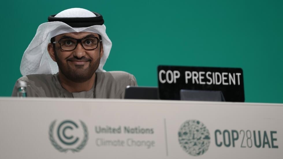 COP28 : des progrès dans les négociations, mais "pas assez vite"