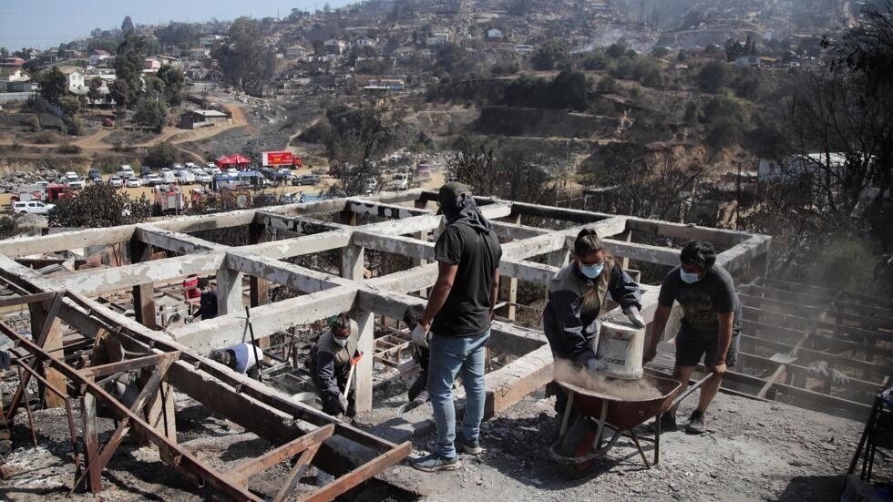 Chili : un deuxième jour de deuil national après des incendies meurtriers