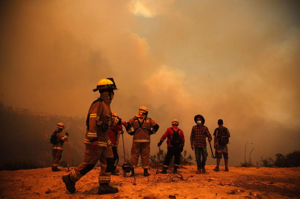 Chili : un deuxième jour de deuil national après des incendies meurtriers