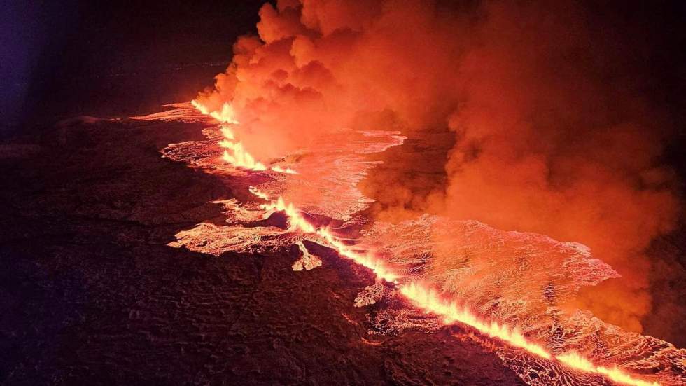 En images : nouvelle éruption volcanique en Islande, au sud de Reykjavik