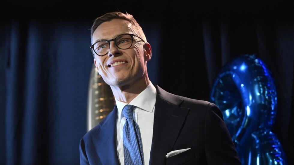 En Finlande, le candidat conservateur Alexander Stubb remporte l'élection présidentielle