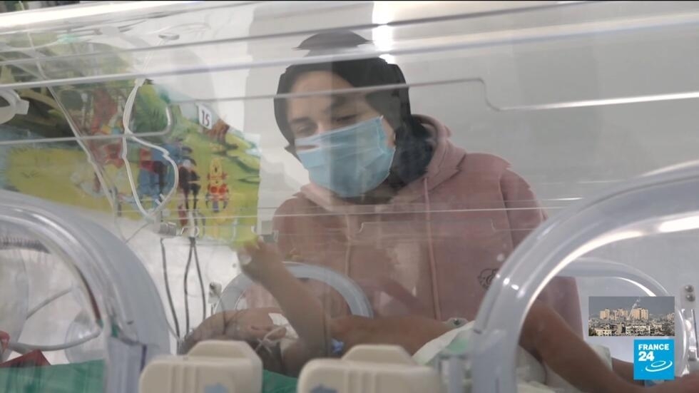Des bébés prématurés évacués de Gaza et accueillis dans un hôpital égyptien Des bébés prématurés évacués de Gaza et accueillis dans un hôpital égyptien