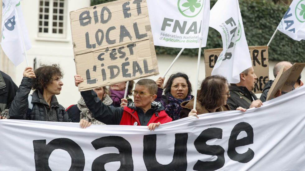 Délaissé par les consommateurs, le bio cherche un soutien public et politique