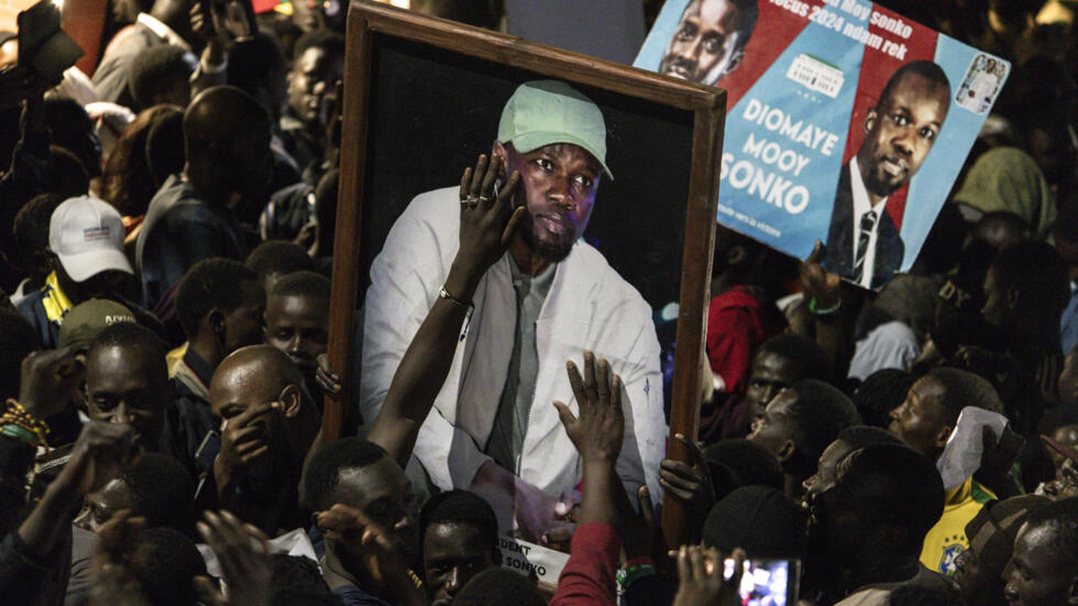 Présidentielle au Sénégal : Ousmane Sonko prédit une large victoire de son parti dès le premier tour Présidentielle au Sénégal : Ousmane Sonko prédit une large victoire de son parti dès le premier tour