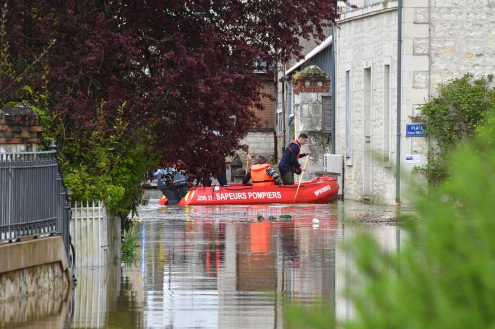 Face aux crues, des centaines d'évacuations préventives en Indre-et-Loire et dans la Vienne Face aux crues, des centaines d'évacuations préventives en Indre-et-Loire et dans la Vienne