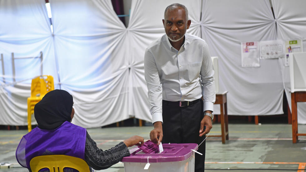 Aux Maldives, des élections législatives sur fond de rivalité entre la Chine et l'Inde