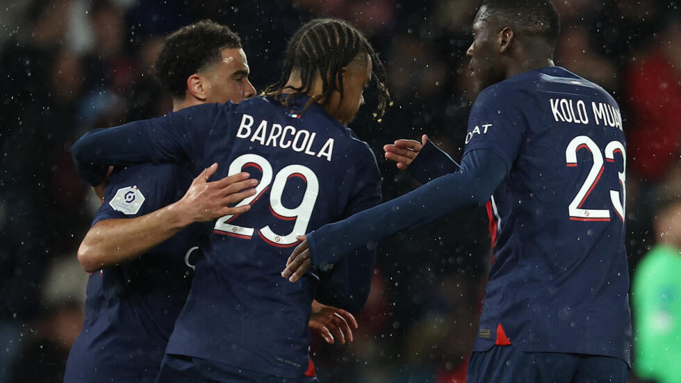 Football : le Paris Saint-Germain, champion de France pour la 12e fois de son histoire Football : le Paris Saint-Germain, champion de France pour la 12e fois de son histoire