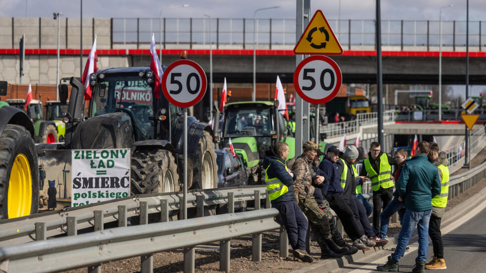 Pologne : les agriculteurs lèvent les blocages aux postes frontaliers avec l'Ukraine