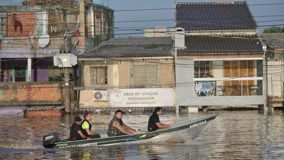 Brésil : l'aide afflue dans le sud du pays inondé, en attendant de nouvelles précipitations