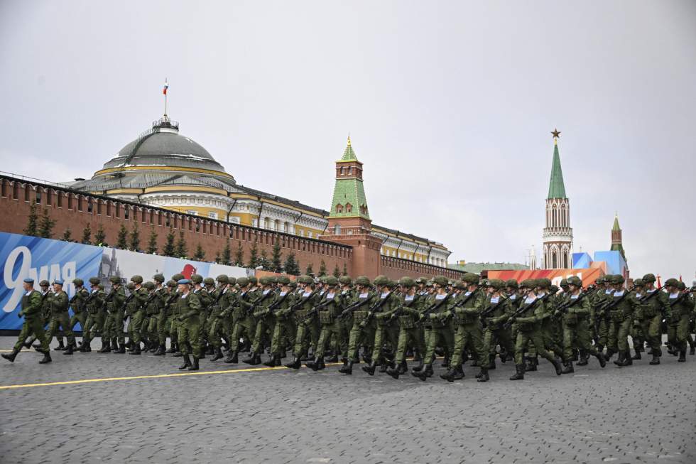 Les forces nucléaires russes sont "toujours" en alerte, prévient Vladimir Poutine