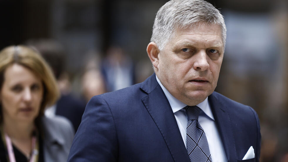 Victime d'une tentative de meurtre, le Premier ministre slovaque devrait survivre Victime d'une tentative de meurtre, le Premier ministre slovaque devrait survivre
