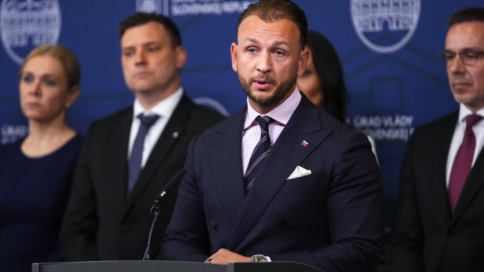 Slovaquie : Robert Fico dans un "état grave", le suspect mis en examen pour "tentative de meurtre" Slovaquie : Robert Fico dans un "état grave", le suspect mis en examen pour "tentative de meurtre"