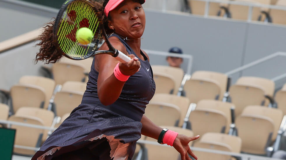 Roland-Garros : Osaka attend Swiatek, Alcaraz confiant après sa victoire, Humbert éliminé