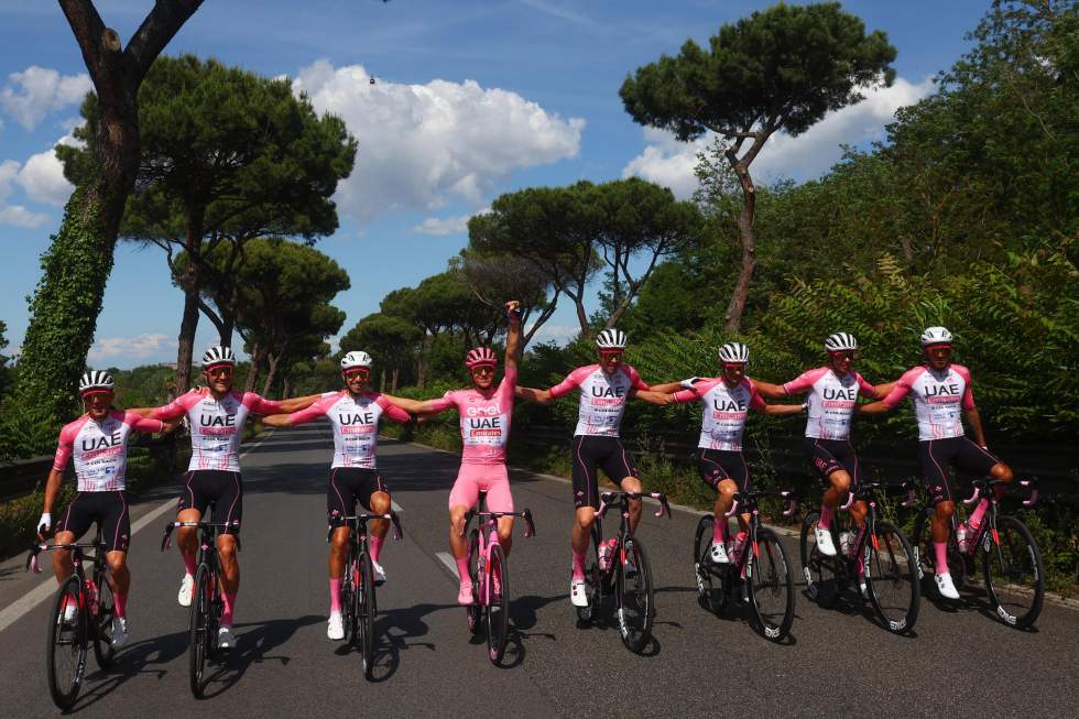 Tadej Pogacar impérial sur le Tour d'Italie, place au Tour de France