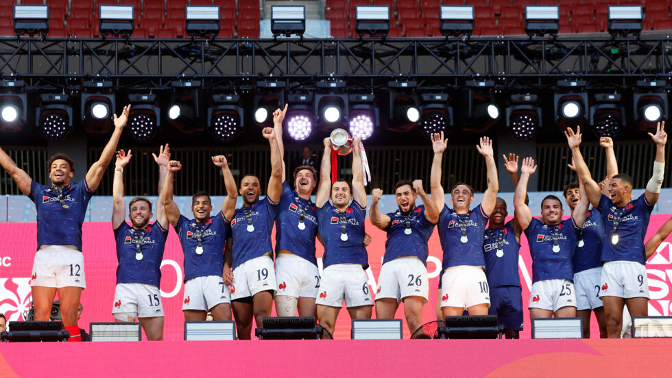 Rugby à 7 : les Bleus s'offrent leur premier titre mondial, les filles décrochent l'argent