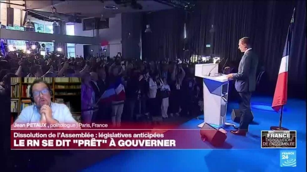 "Macron tente un coup de poker" : la dissolution de l'Assemblée nationale, arme à double tranchant "Macron tente un coup de poker" : la dissolution de l'Assemblée nationale, arme à double tranchant