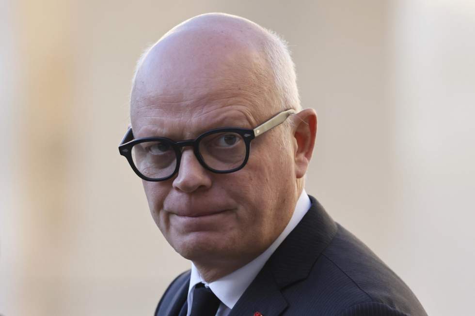 Législatives : Éric Ciotti rallie le RN et déchire la droite, Gabriel Attal se jette dans la bataille Législatives : Éric Ciotti rallie le RN et déchire la droite, Gabriel Attal se jette dans la bataille
