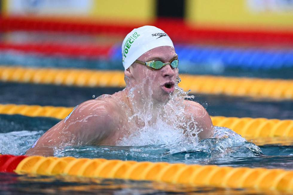 Natation : Léon Marchand assure sa place aux JO de Paris, sans plus