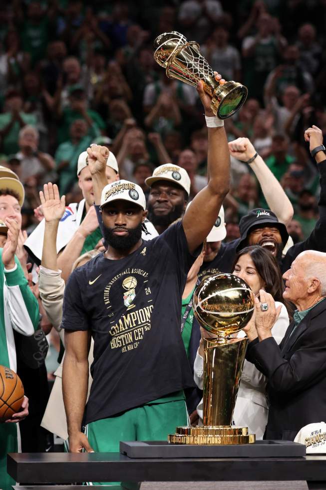 NBA : les Boston Celtics dominent les Dallas Mavericks, 18e titre record pour la franchise