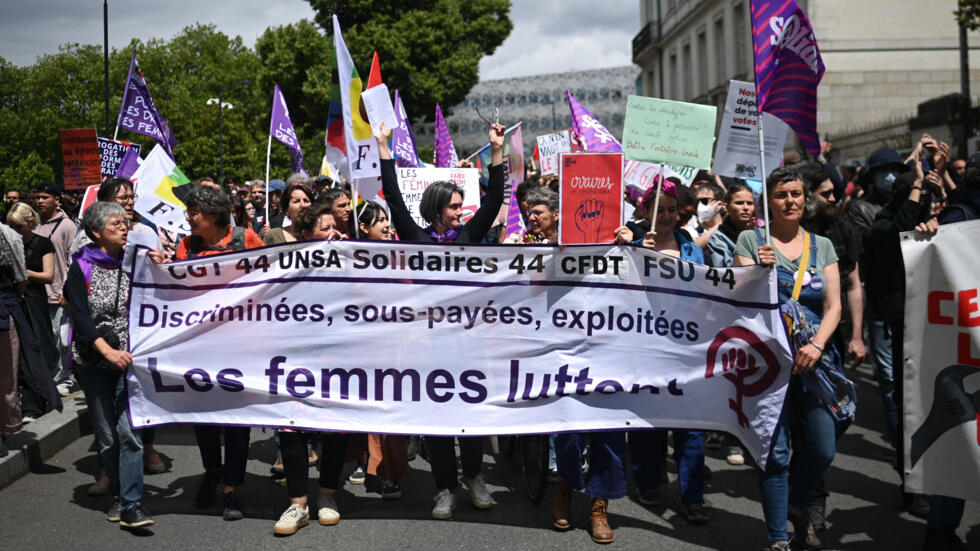 🔴 Législatives en direct : des marches féministes contre le RN organisées dans plusieurs villes