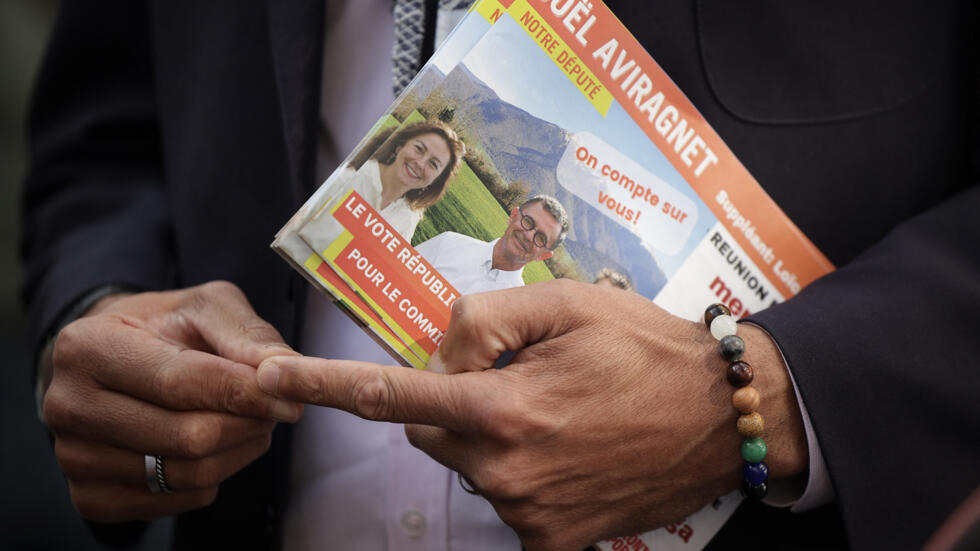 🔴 Législatives en direct : la France entame sa dernière semaine de campagne avant le premier tour 🔴 Législatives en direct : la France entame sa dernière semaine de campagne avant le premier tour