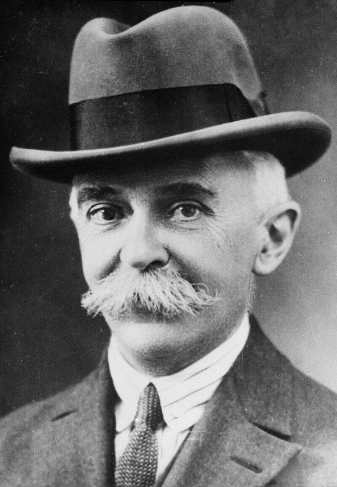 Jeux olympiques : misogyne, raciste, colonialiste... qui était vraiment Pierre de Coubertin ?